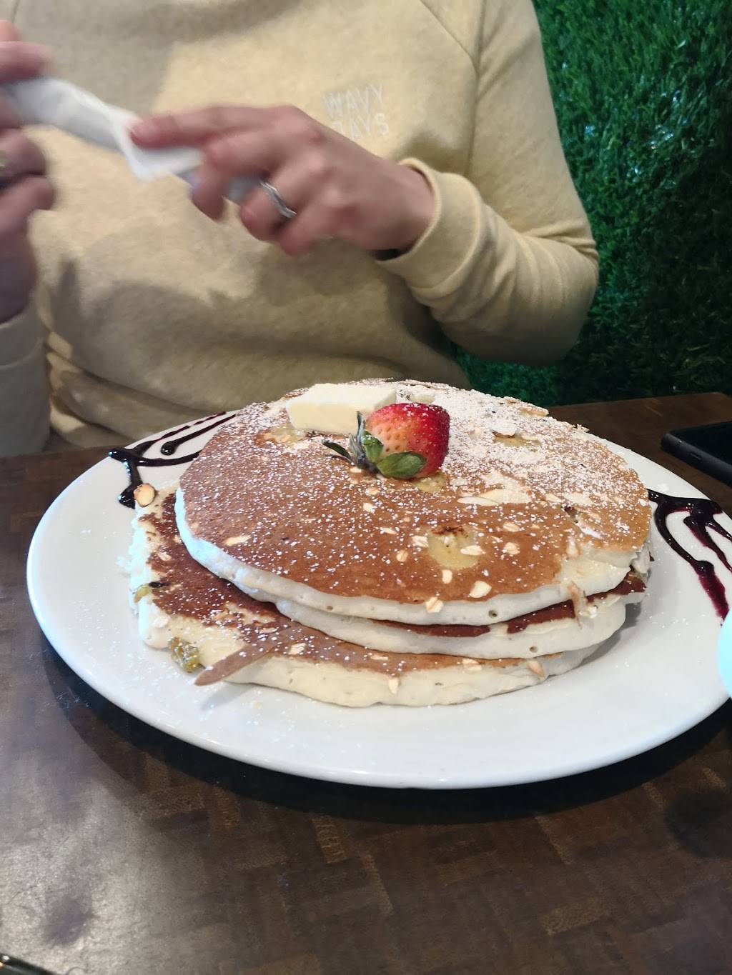 Naked Cafe | restaurant | 3555 Rosecrans St #109, San Diego, CA 92110, USA | 6192267866 OR +1 619-226-7866