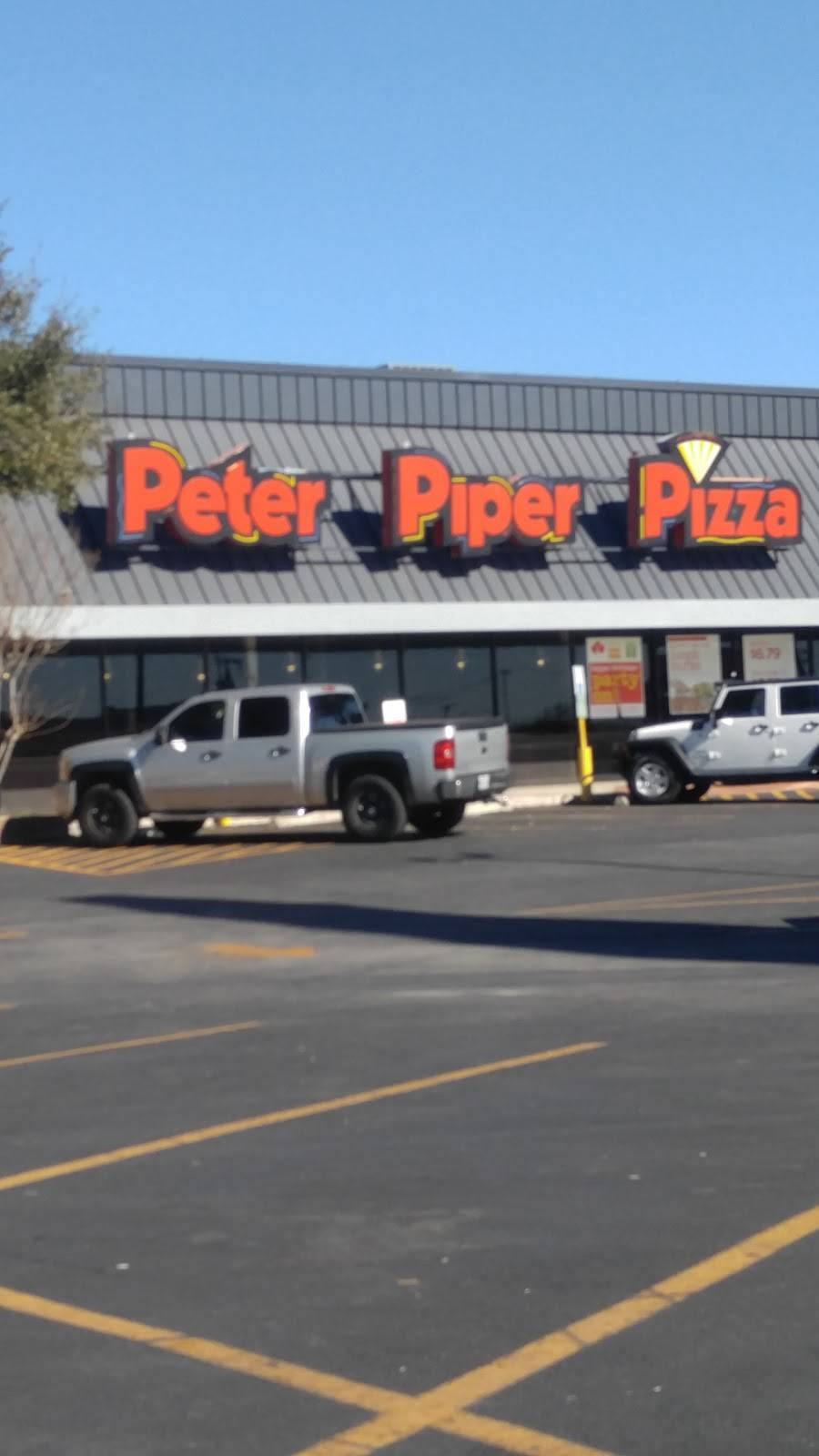 Peter Piper Pizza | meal takeaway | 6965 Bandera Rd, San Antonio, TX 78238, USA | 2105437118 OR +1 210-543-7118