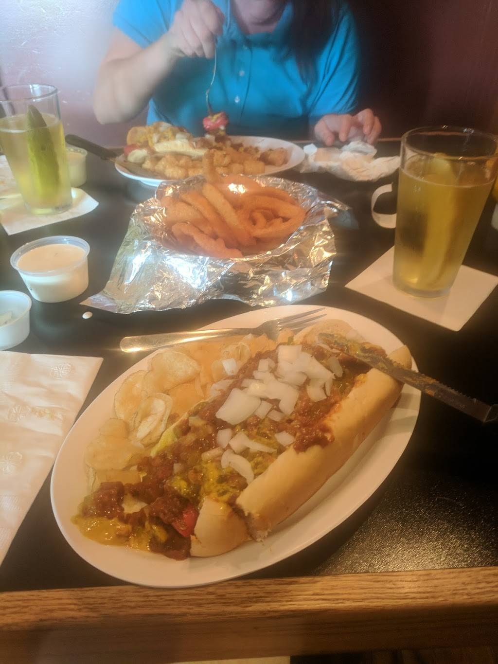 Goldbergs Bar and Grill | restaurant | 2936 S 132nd St, Omaha, NE 68144, USA | 4023331086 OR +1 402-333-1086