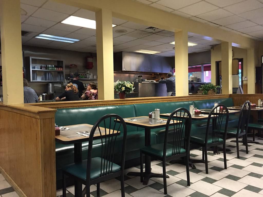 Petes Gyros Place | restaurant | 2819 E Colfax Ave, Denver, CO 80206, USA | 3033219658 OR +1 303-321-9658