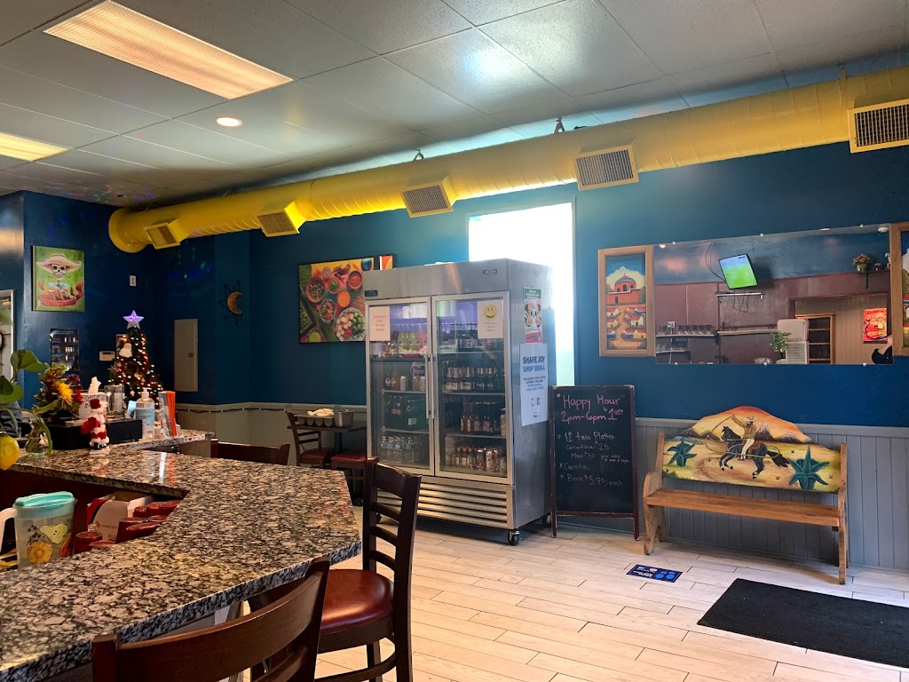 Mamas Cocina: Tacos y Birria | restaurant | 5576 State Rd 50 Unit B, Delavan, WI 53115, USA | 2622336114 OR +1 262-233-6114