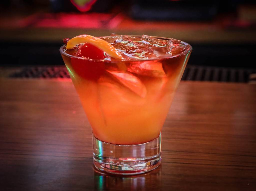 Rustys | restaurant | 320 Grant Line Rd, Tracy, CA 95376, USA | 2098355398 OR +1 209-835-5398