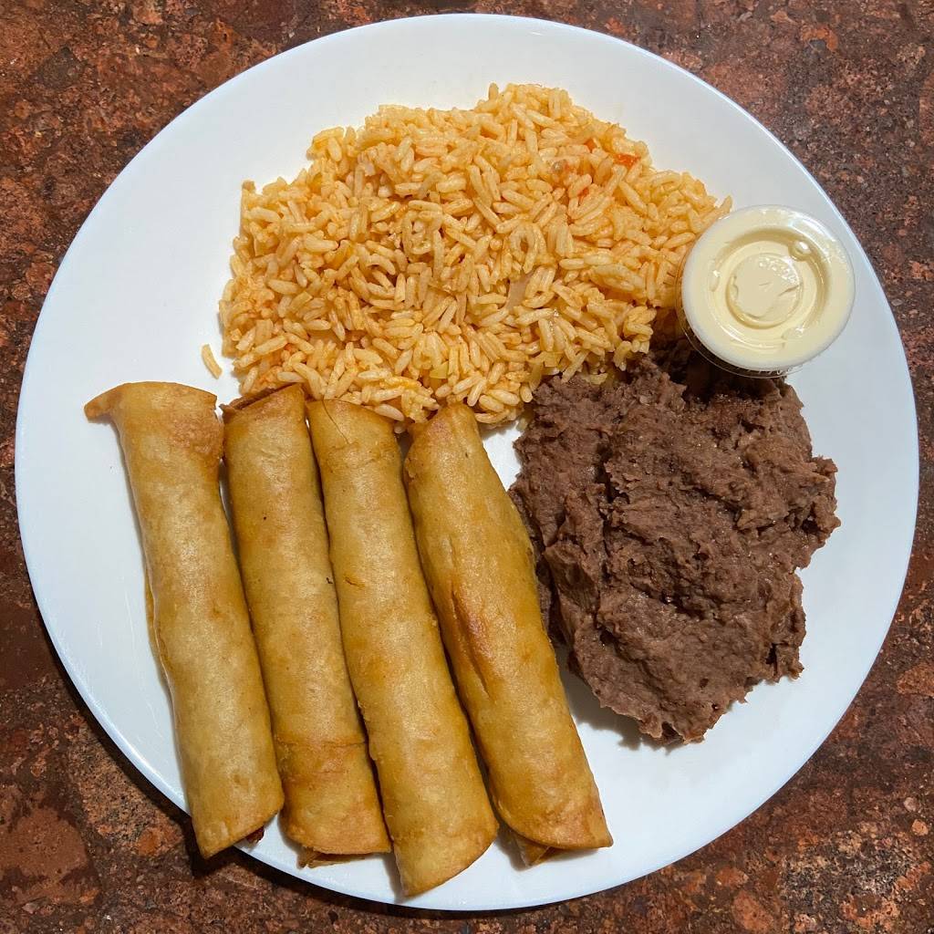 PUPUSERIA REYES | restaurant | 1501 Broadway St, Houston, TX 77012, USA | 8328706401 OR +1 832-870-6401