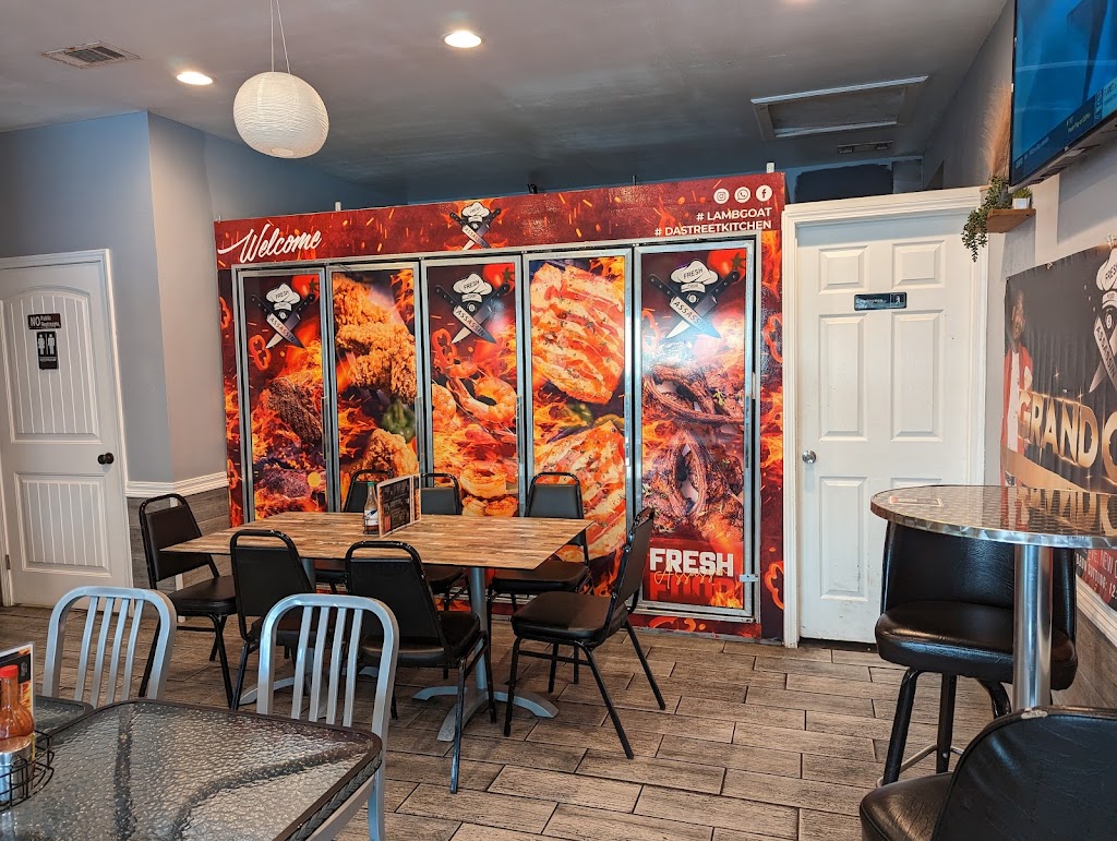 8 Fresh Food Assassin Restaurant & Lounge | restaurant | 1900 N Claiborne Ave, New Orleans, LA 70116, USA | 5042242628 OR +1 504-224-2628