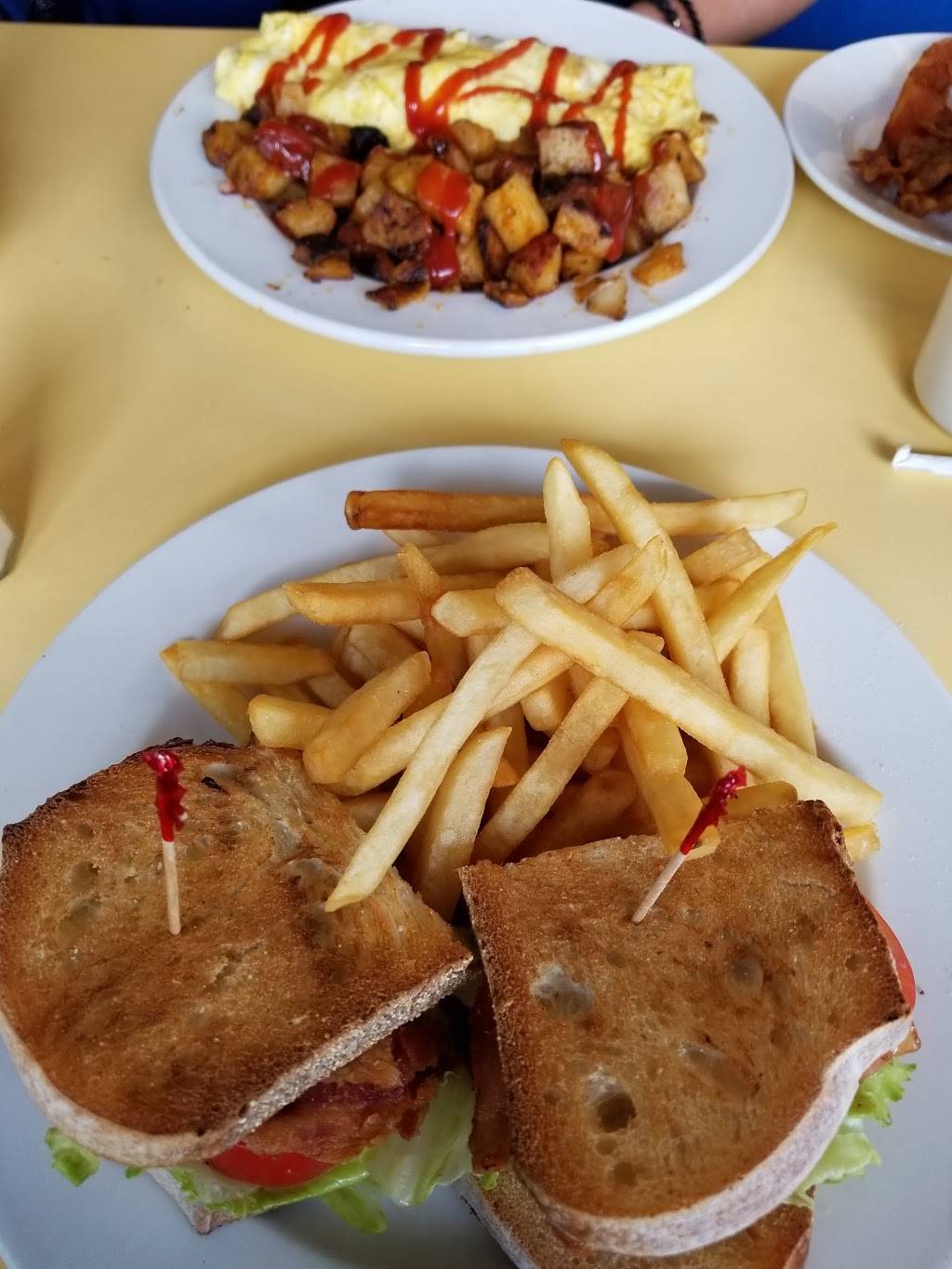 Seaplane Diner | restaurant | 307 Allens Ave, Providence, RI 02905, USA | 4019419547 OR +1 401-941-9547