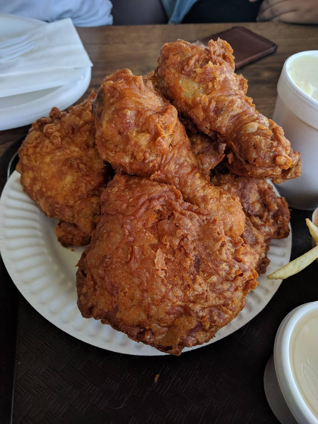 Pioneer Chicken | meal takeaway | 904 S Soto St, Los Angeles, CA 90023, USA | 3232624562 OR +1 323-262-4562