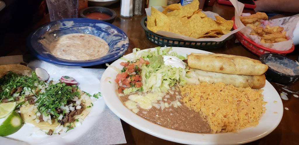 Ricardos | restaurant | 144 Belvedere Dr, Gallatin, TN 37066, USA | 6152300590 OR +1 615-230-0590