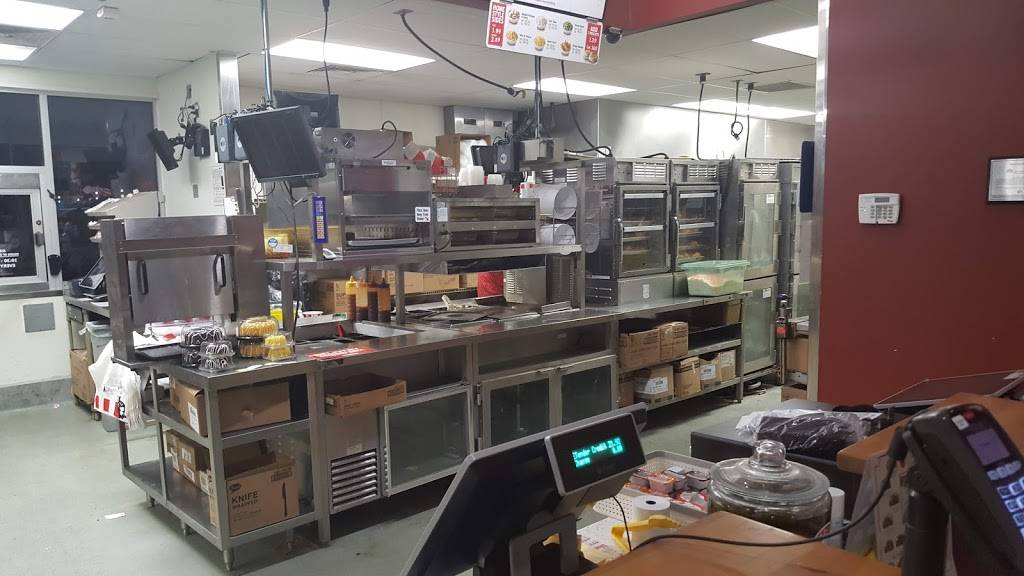 KFC | restaurant | 2444 S 132nd St, Omaha, NE 68144, USA | 4023303638 OR +1 402-330-3638