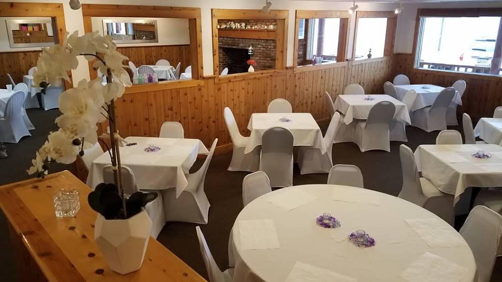 Happy Landing Restaurant | restaurant | 59640 County Line Rd, Three Rivers, MI 49093, USA | 2692448862 OR +1 269-244-8862