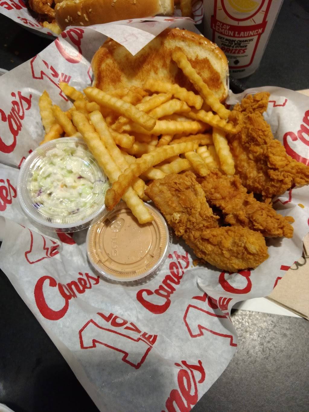 Raising Canes Chicken Fingers | meal takeaway | 2015 Shepherd Dr, Houston, TX 77007, USA | 7138616403 OR +1 713-861-6403