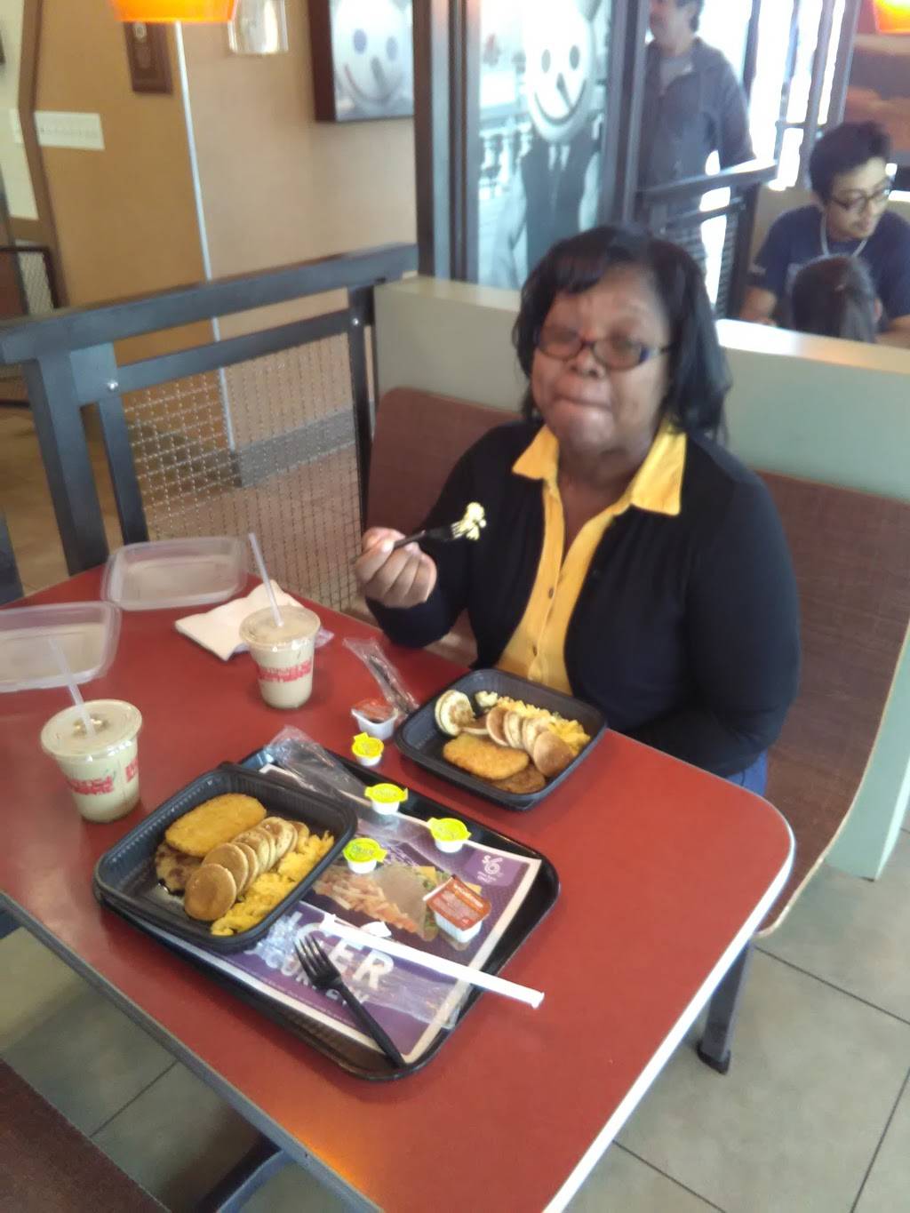 Jack in the Box | restaurant | 1533 Fremont Blvd, Seaside, CA 93955, USA | 8313942747 OR +1 831-394-2747