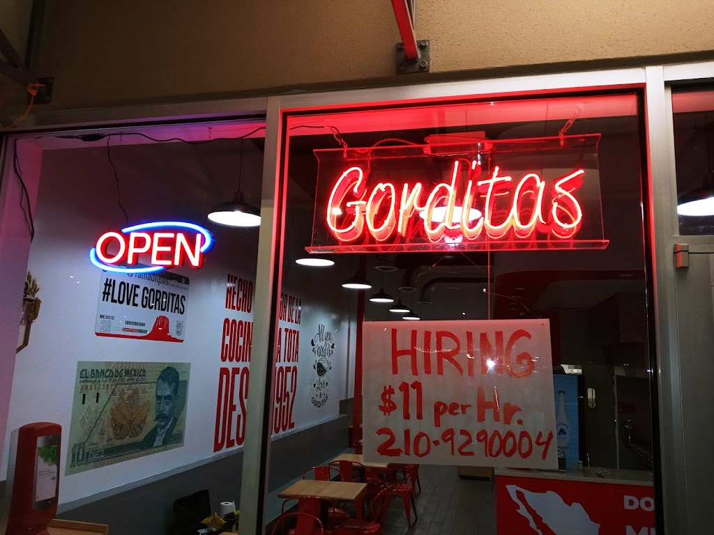 Gorditas Dona Tota | restaurant | 2230 SE Military Dr #102, San Antonio, TX 78223, USA | 2104515258 OR +1 210-451-5258
