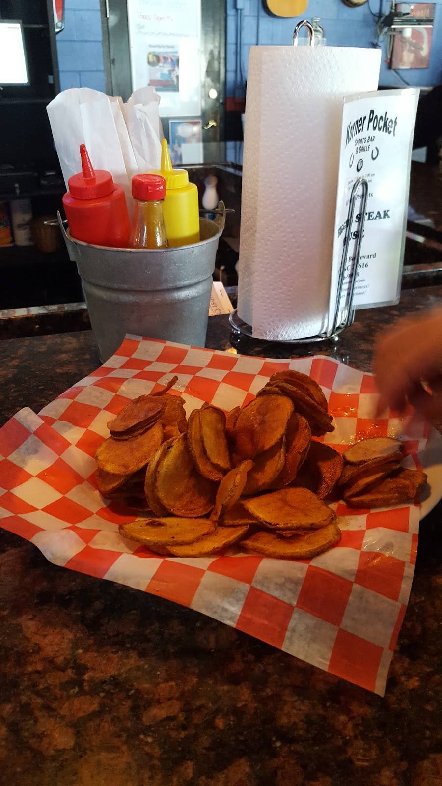 Korner Pocket | restaurant | 8508 Capital Blvd, Raleigh, NC 27616, USA | 9198769879 OR +1 919-876-9879