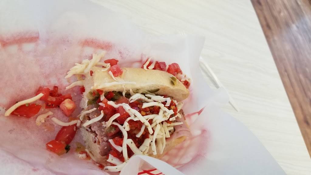 Williams Sub Shop | restaurant | 3801 Tyrone Blvd N, St. Petersburg, FL 33709, USA | 7273479497 OR +1 727-347-9497