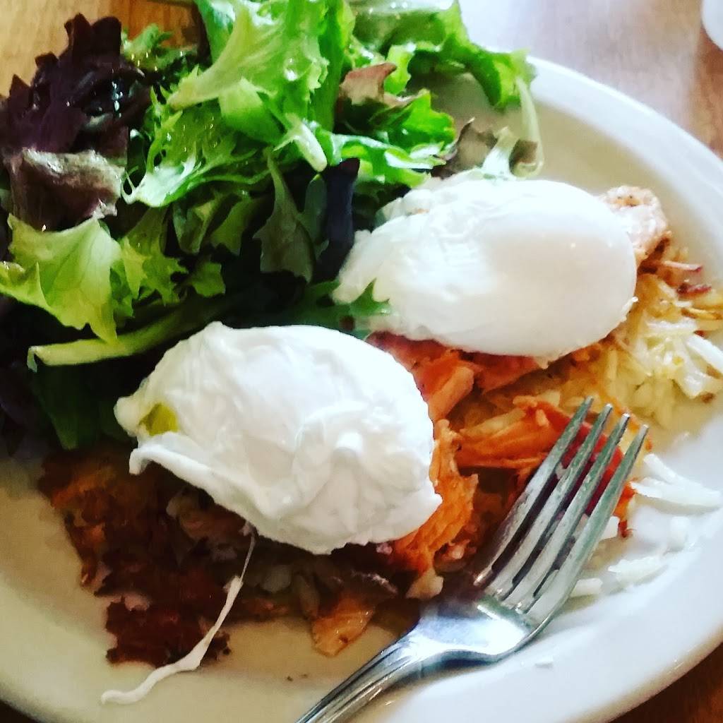 Limelight Restaurant & Lounge | restaurant | 6708 SE Milwaukie Ave, Portland, OR 97202, USA | 5032355797 OR +1 503-235-5797