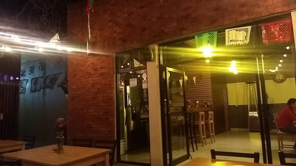 Vinoteca | restaurant | Av. Juárez 170, Pliego, 21400 Tecate, B.C., Mexico | 016655213715 OR +52 665 521 3715