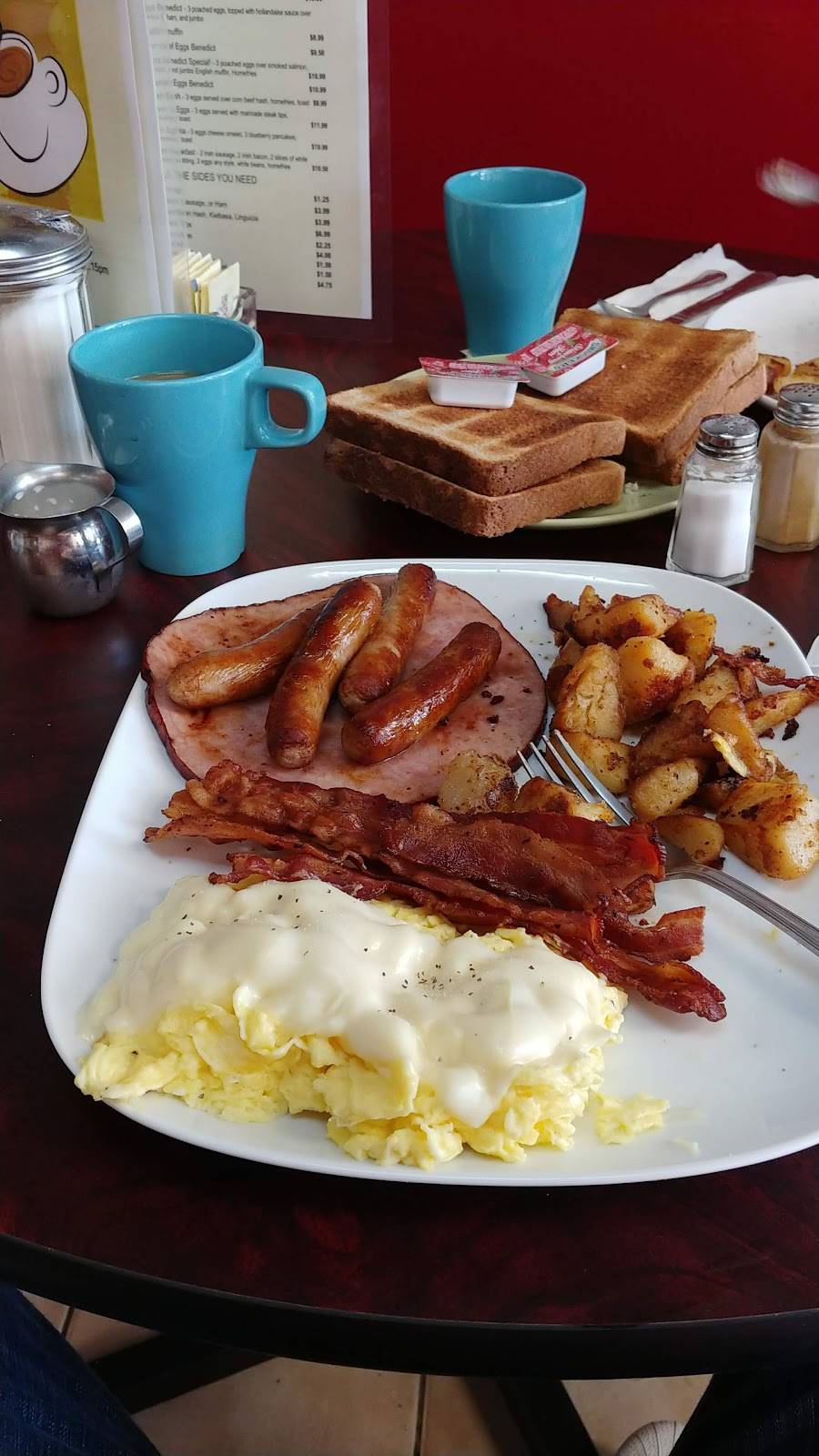 Sunrise Breakfast | restaurant | 528 Washington St, Norwood, MA 02062, USA | 6175152043 OR +1 617-515-2043