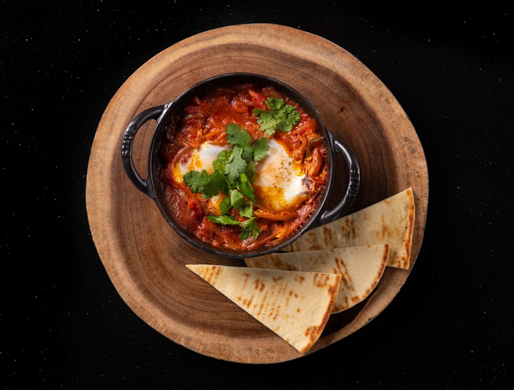 Oaken Bar + Bistro | restaurant | 200 N Field Dr, Lake Forest, IL 60045, USA | 8475826410 OR +1 847-582-6410