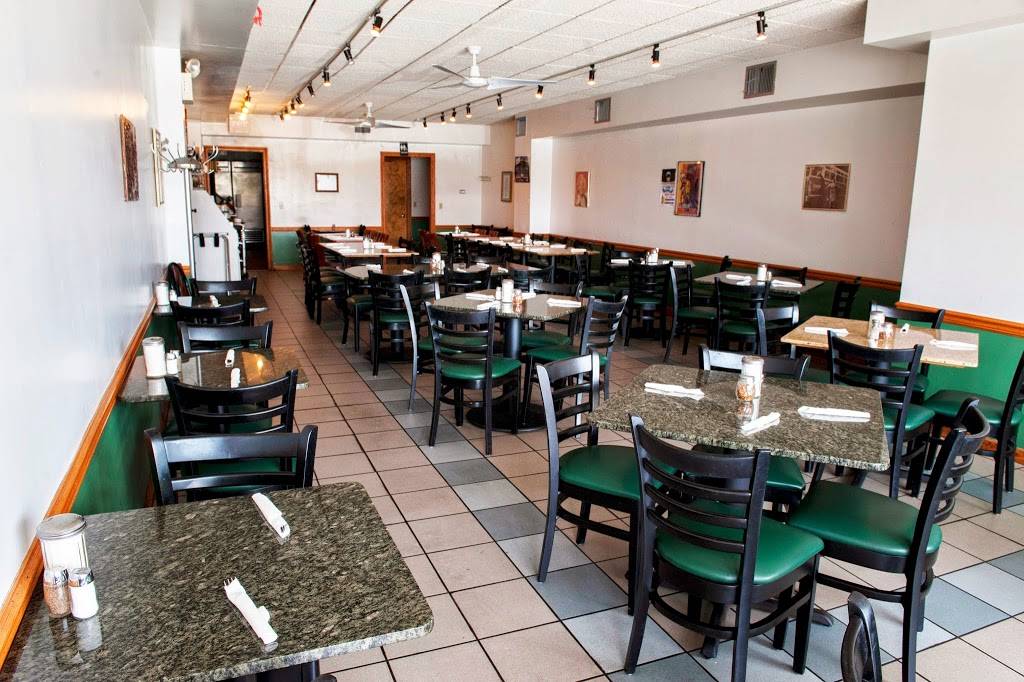 Franks Spaghetti House | restaurant | 7602 Castor Ave, Philadelphia, PA 19152, USA | 2157456020 OR +1 215-745-6020