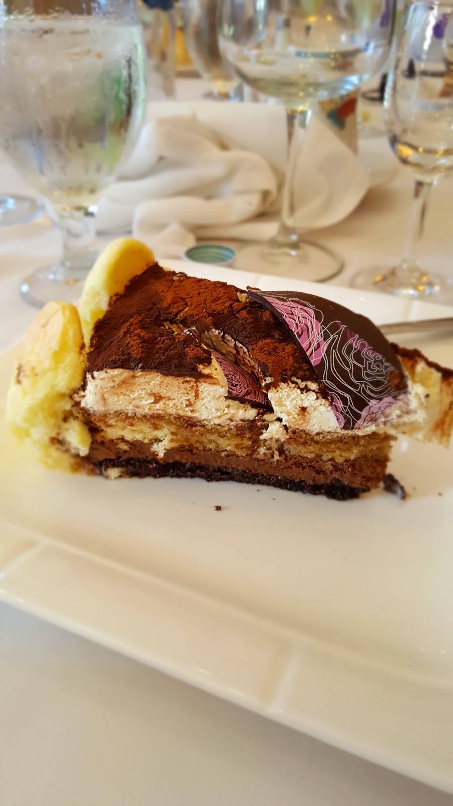 Galleria Ristorante | restaurant | 238 Post Ave, Westbury, NY 11590, USA | 5169977373 OR +1 516-997-7373