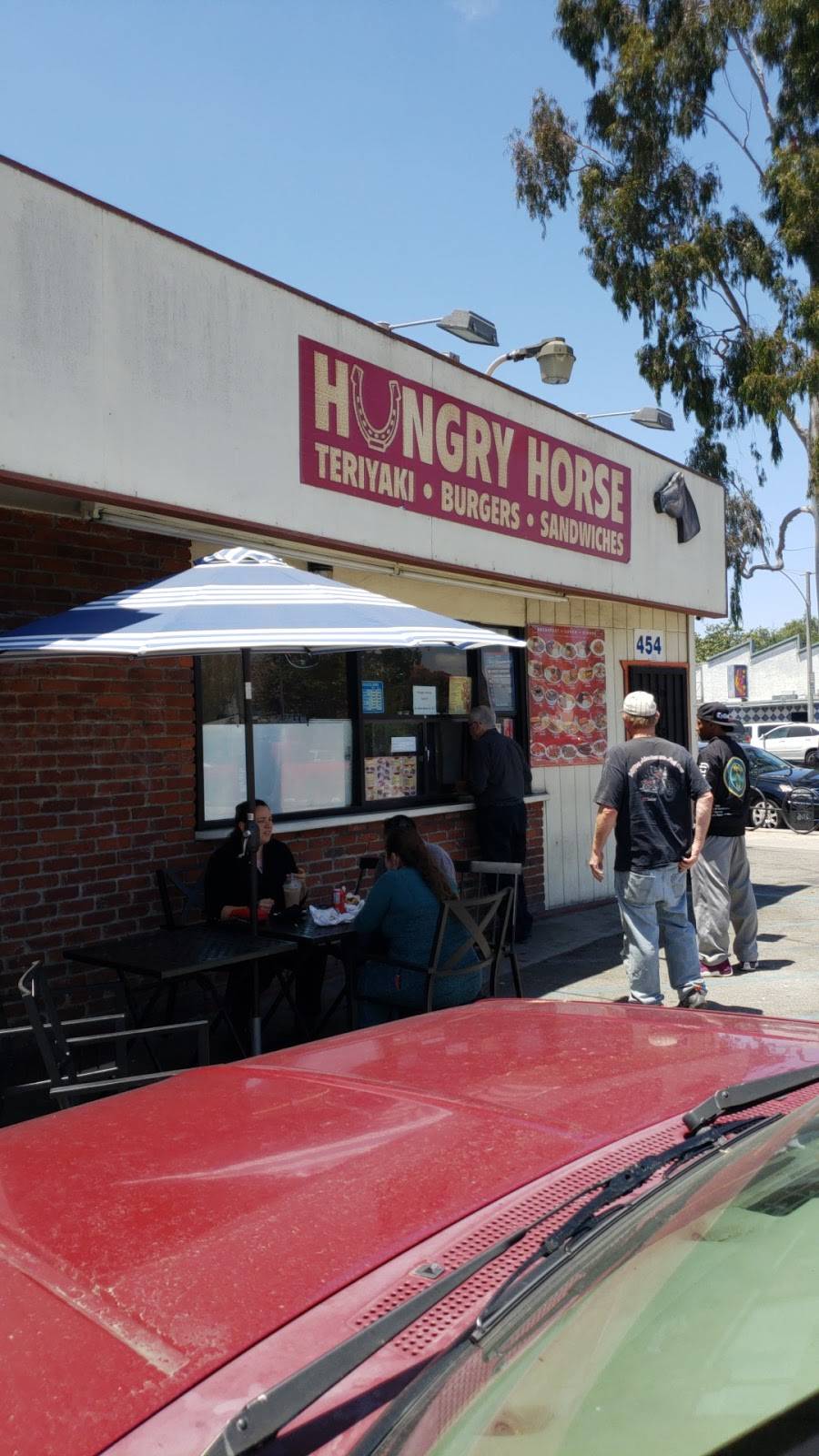 Hungry Horse Drive-In | restaurant | 454 W Willow St, Long Beach, CA 90806, USA | 5624267232 OR +1 562-426-7232