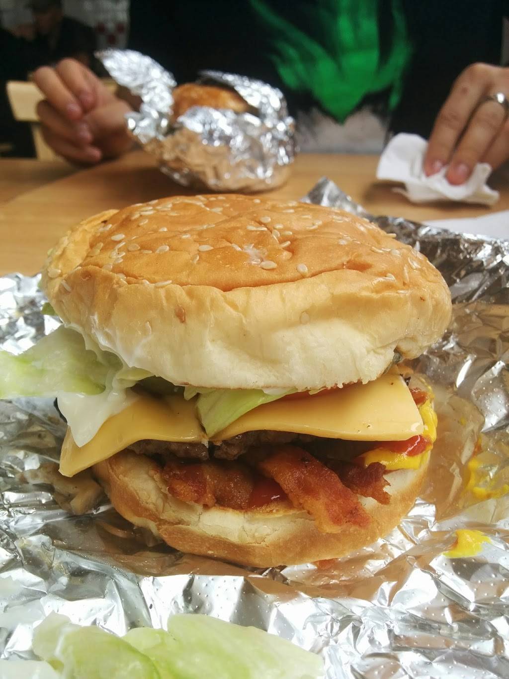 Five Guys | meal takeaway | 5122 Nesconset Hwy, Port Jefferson Station, NY 11776, USA | 6313310400 OR +1 631-331-0400