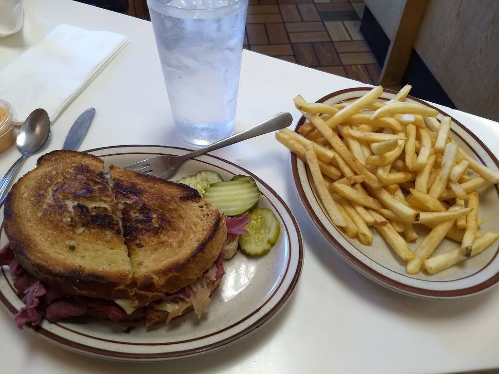 Georges Coney Island & Family Restaurant | restaurant | 1437 S Rochester Rd, Rochester, MI 48307, USA | 2486560030 OR +1 248-656-0030