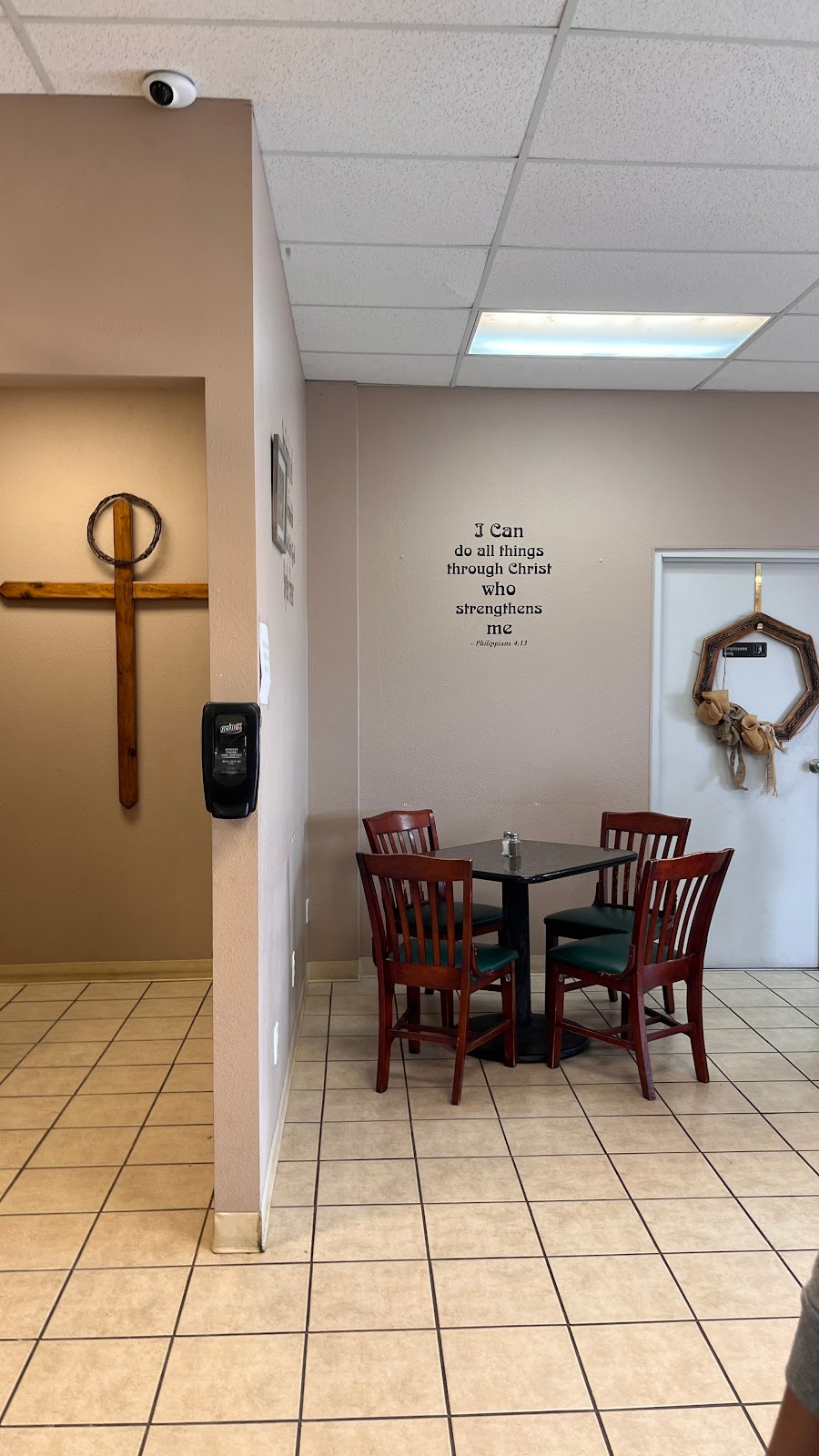 J&G Grill | meal takeaway | 901 US-90 West, Marathon, TX 79842, USA | 4323864238 OR +1 432-386-4238