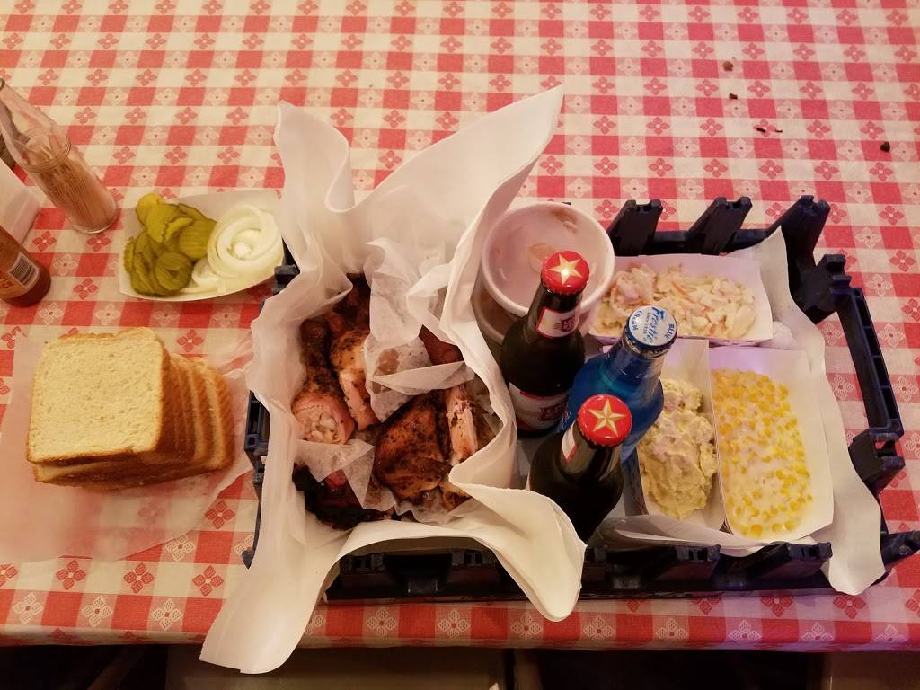 Rudys "Country Store" and Bar-B-Q | restaurant | 10623 Westover Hills Blvd, San Antonio, TX 78251, USA | 2106537839 OR +1 210-653-7839