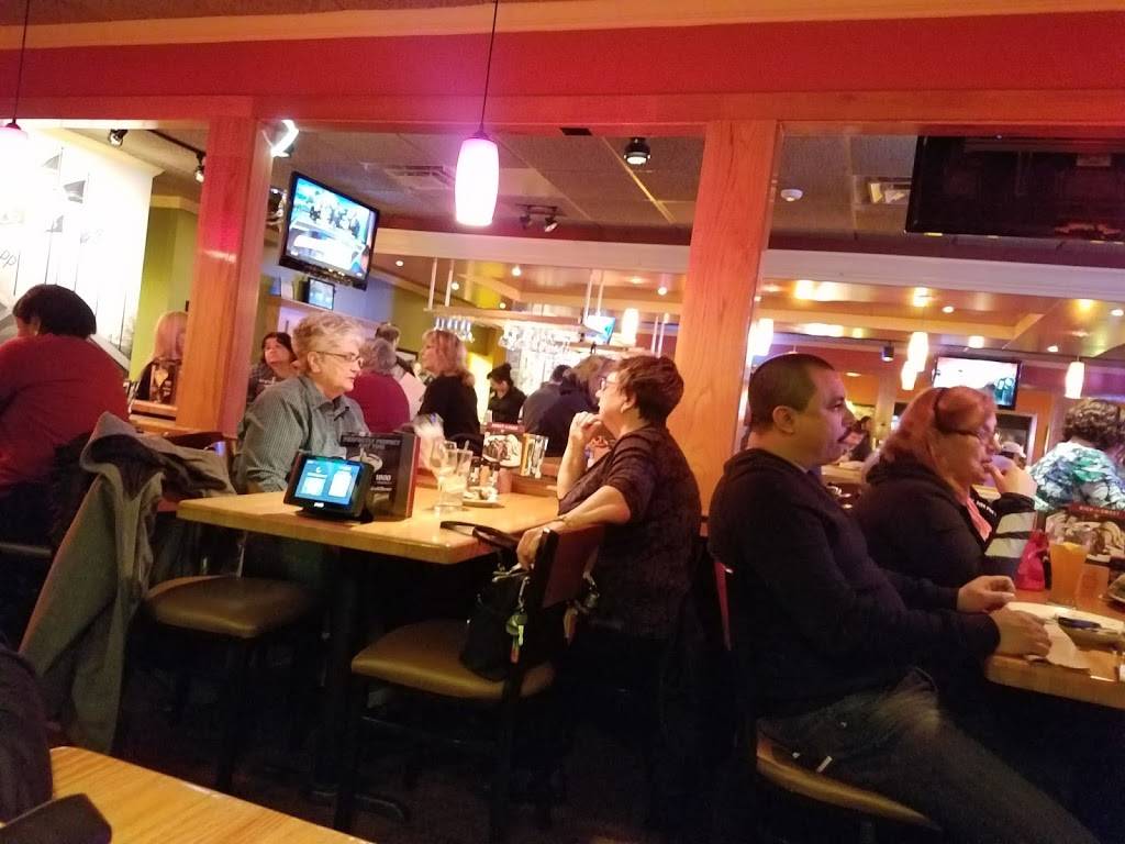 Applebees Grill + Bar | restaurant | 330 Ridge Rd, Munster, IN 46321, USA | 2198368222 OR +1 219-836-8222