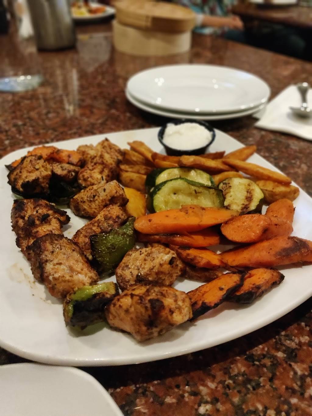 La Pita | restaurant | 22681 Newman St, Dearborn, MI 48124, USA | 3135637482 OR +1 313-563-7482