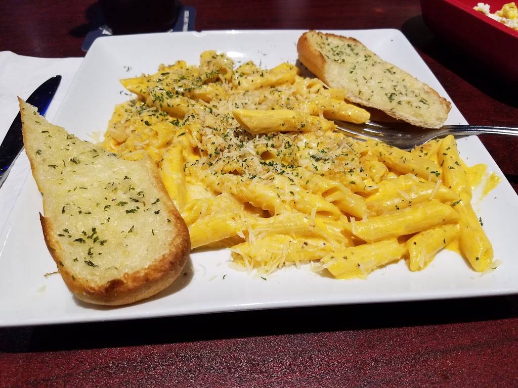 The GazBar | restaurant | 1045 Central St, Leominster, MA 01453, USA | 9785346600 OR +1 978-534-6600