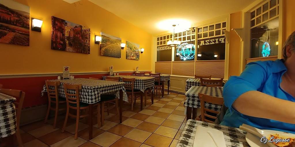 Red Tomato Pizza | restaurant | 11 Exchange St, Barre, MA 01005, USA | 9783553536 OR +1 978-355-3536