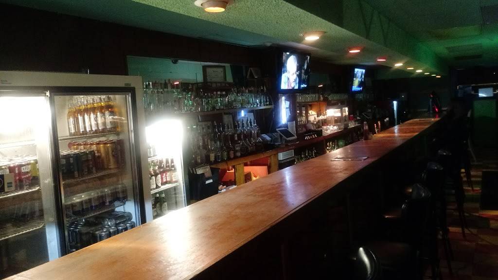 Adrians Caribbean American Restaurant | restaurant | 5912 Germantown Ave, Philadelphia, PA 19144, USA | 2158442397 OR +1 215-844-2397