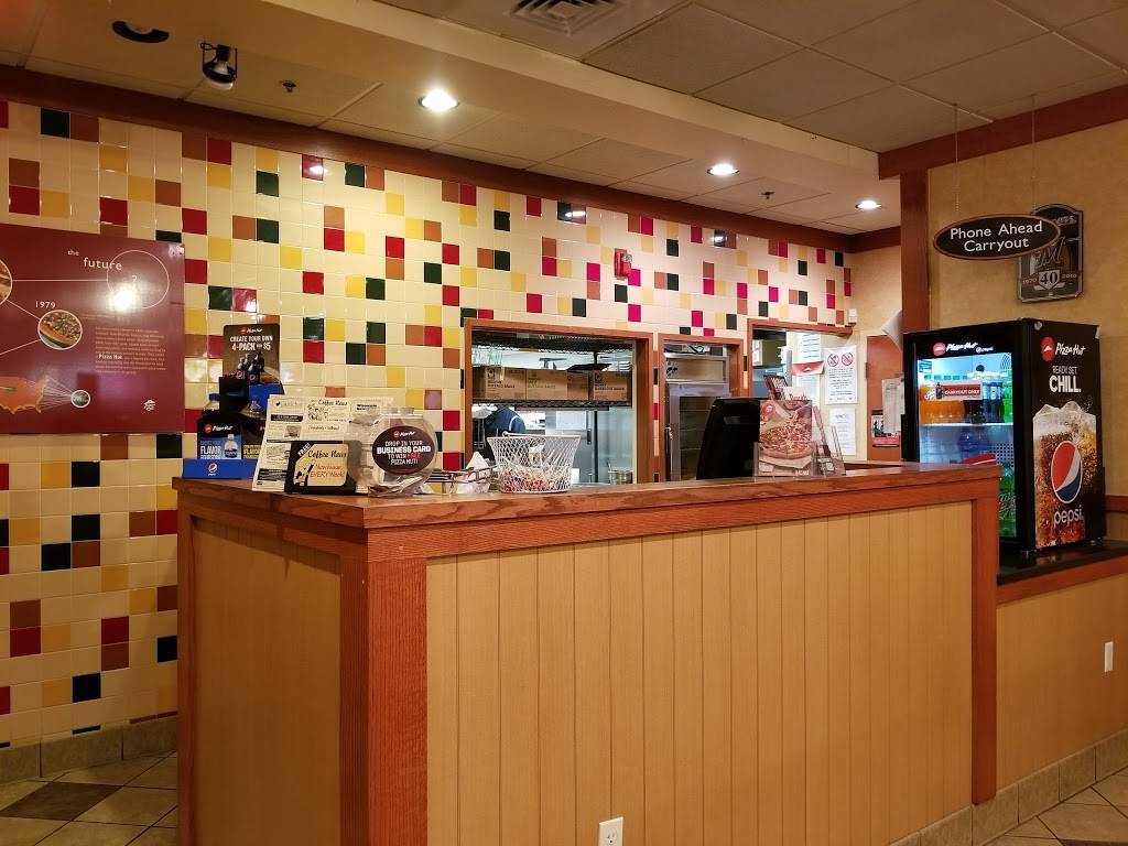 Pizza Hut | restaurant | N112W15800 Mequon Rd Suite 13, Germantown, WI 53022, USA | 2622515550 OR +1 262-251-5550