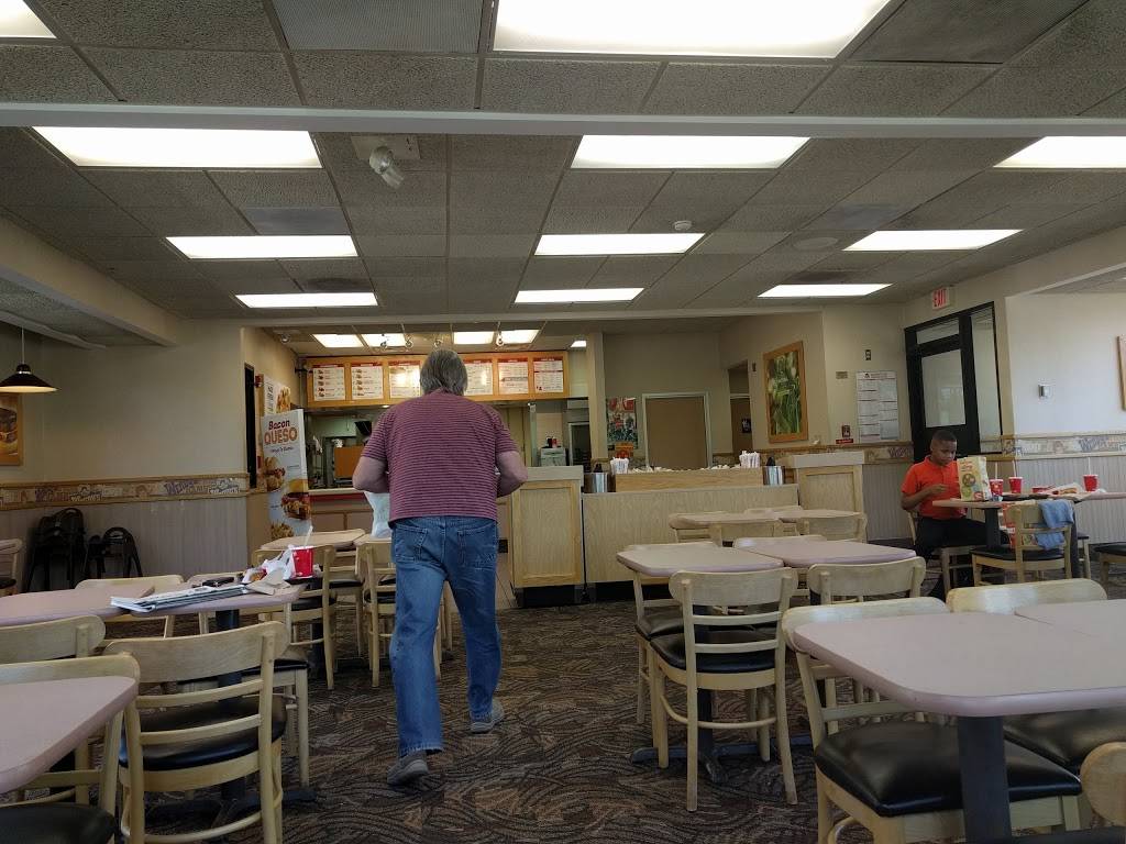 Wendys | restaurant | 40450 Michigan Ave, Canton, MI 48188, USA | 7343262017 OR +1 734-326-2017