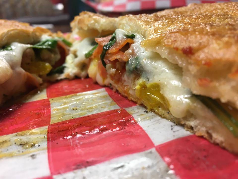 Broadway Pizzeria South | restaurant | 5400 McFarland Blvd E, Tuscaloosa, AL 35405, USA | 2057221047 OR +1 205-722-1047