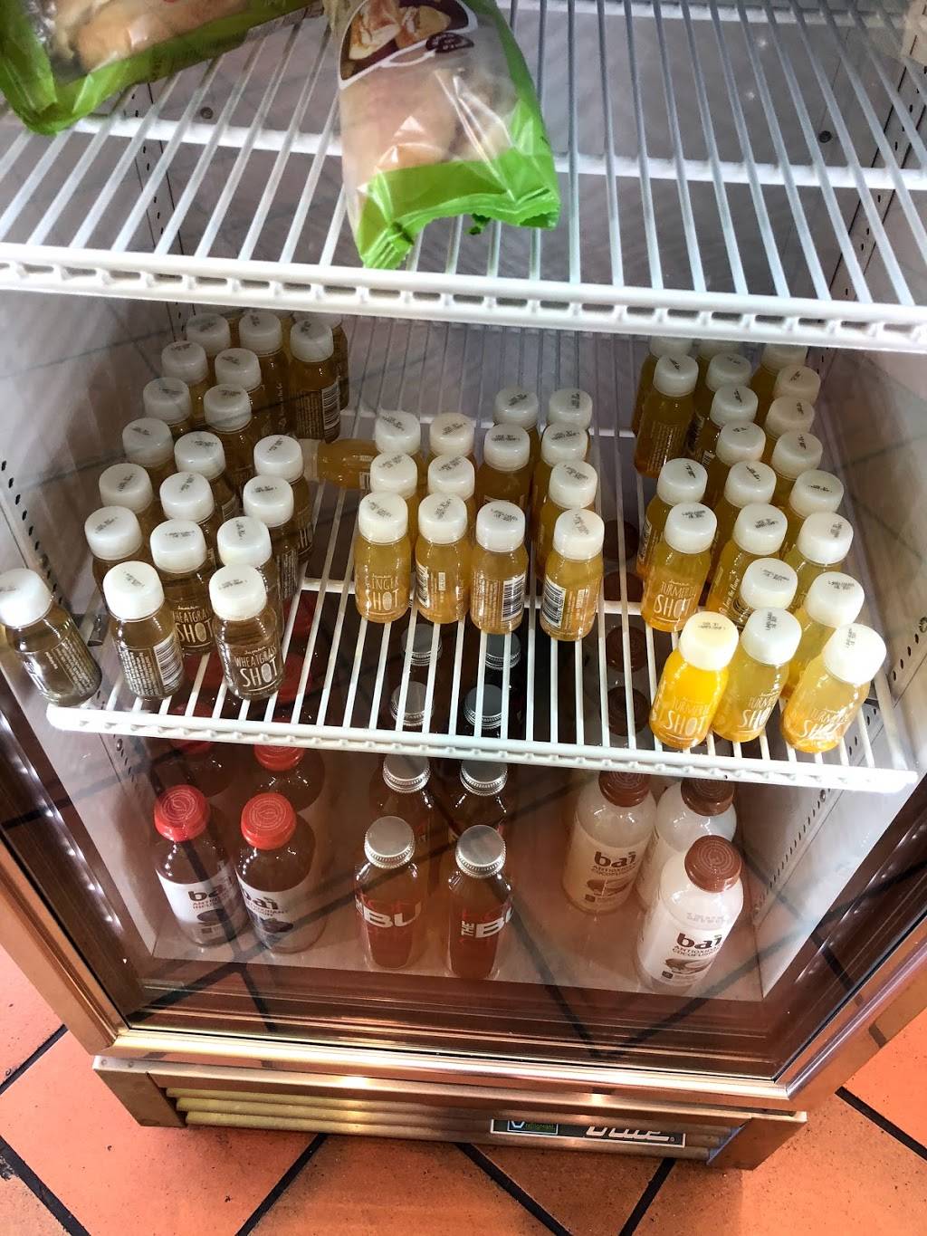 Jamba Juice Beverly Connection | restaurant | 8495 W 3rd St, Los Angeles, CA 90048, USA | 3108559491 OR +1 310-855-9491