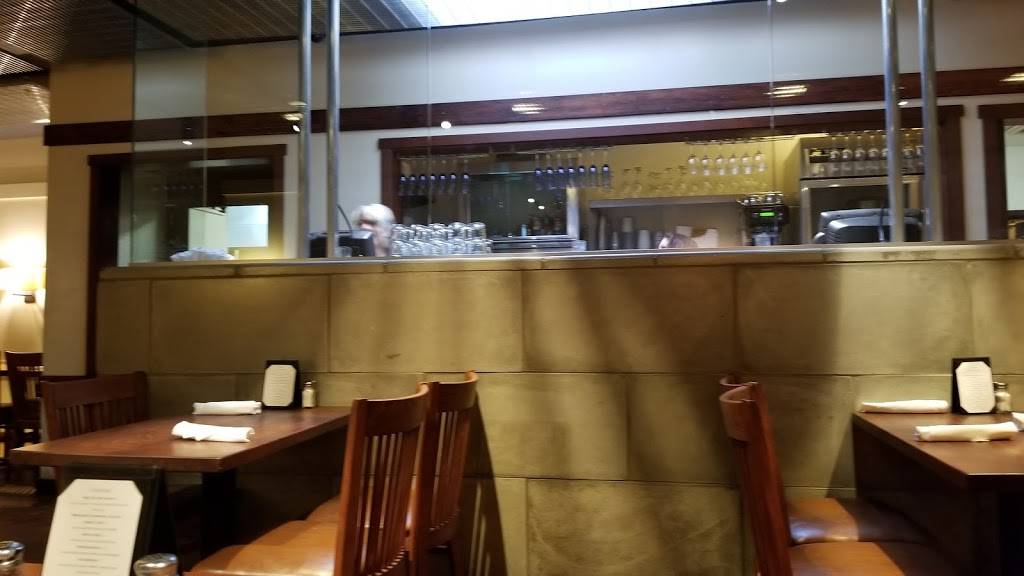 Iron Grill | restaurant | 2422 13th St, Sacramento, CA 95818, USA | 9167375115 OR +1 916-737-5115