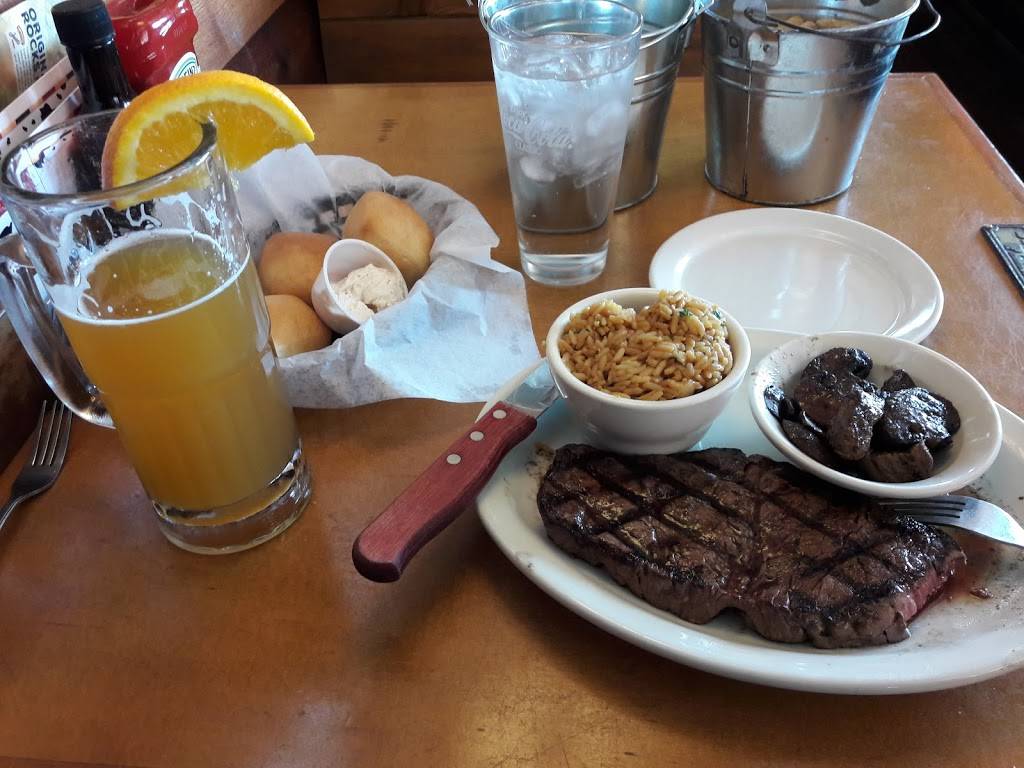 Texas Roadhouse | restaurant | 7039 S Westnedge Ave, Portage, MI 49002, USA | 2693237427 OR +1 269-323-7427