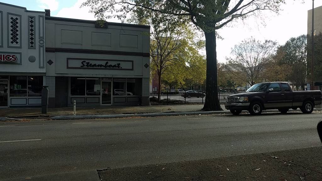 Steamboat Super Sandwiches | meal takeaway | 812 Broad St, Chattanooga, TN 37402, USA | 4237568388 OR +1 423-756-8388