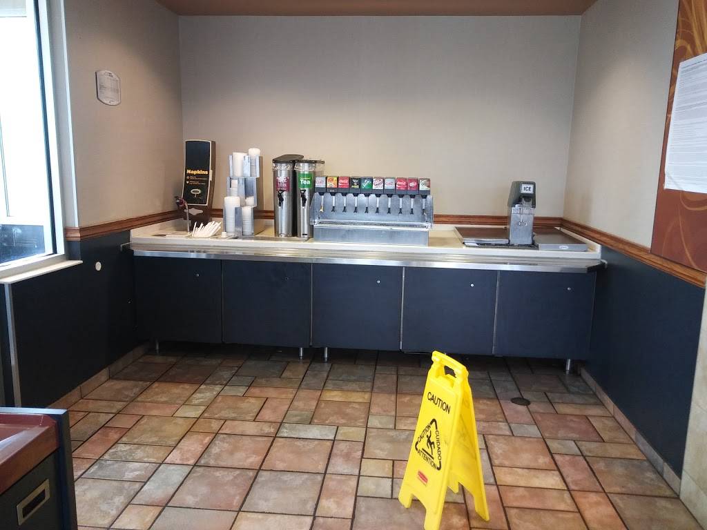 McDonalds | cafe | 4001 Oakwood, Melvindale, MI 48122, USA | 3133814300 OR +1 313-381-4300