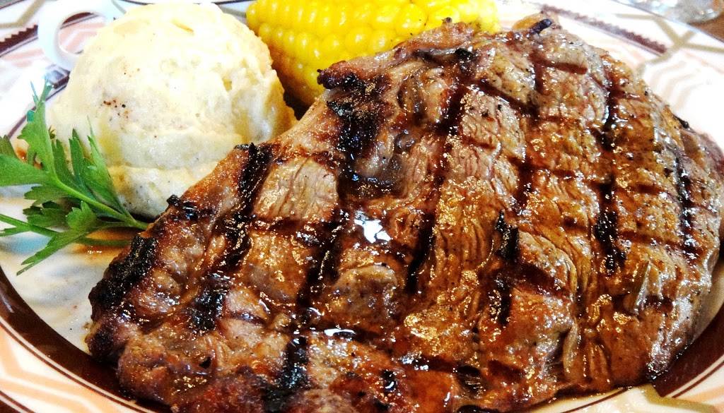 Longhorn Cafe | cafe | 23596 US-290, Harper, TX 78631, USA | 8308644328 OR +1 830-864-4328