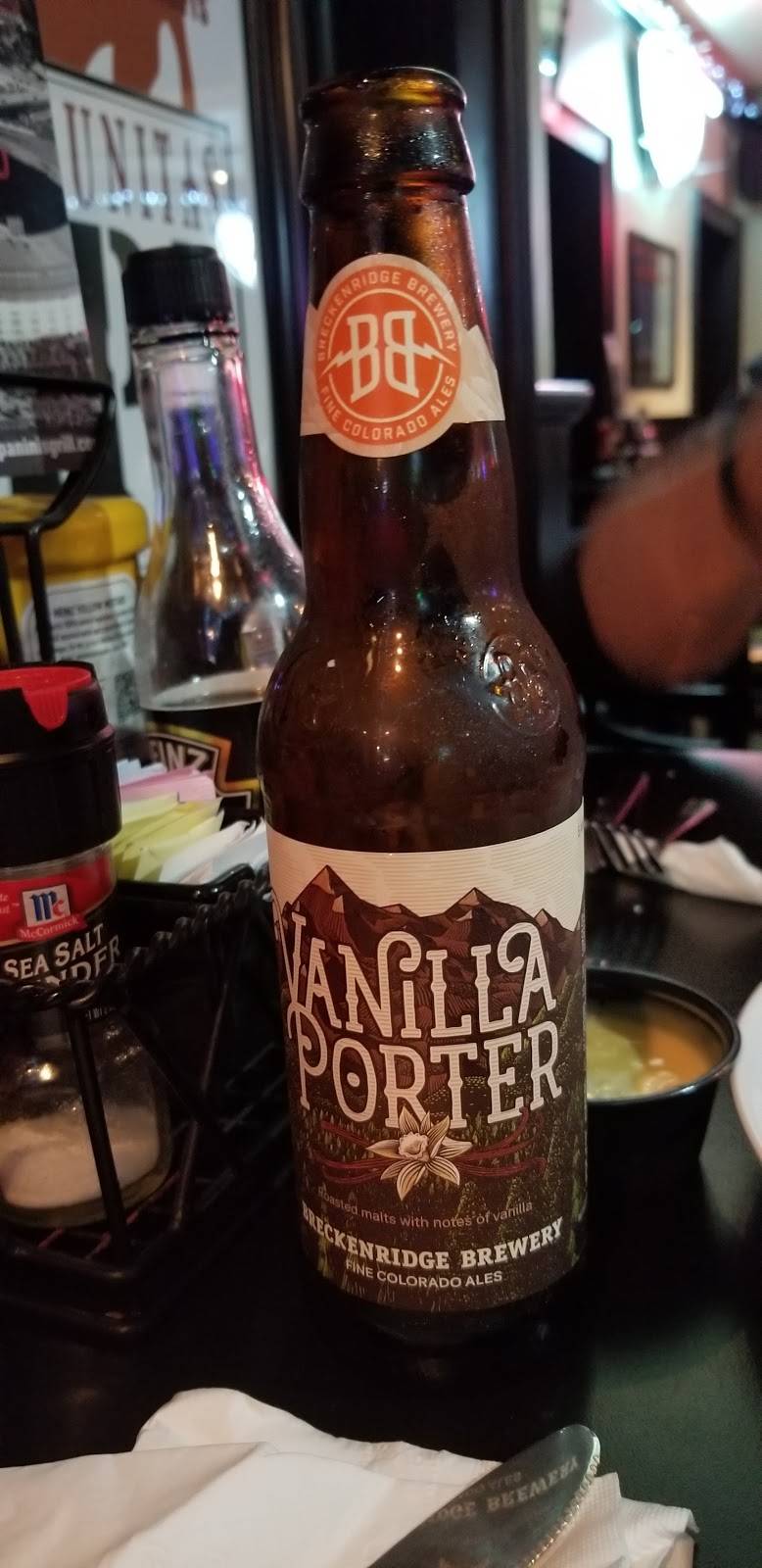 Chagrin Paninis Grill | restaurant | 540 E Washington St, Chagrin Falls, OH 44022, USA | 4402477200 OR +1 440-247-7200