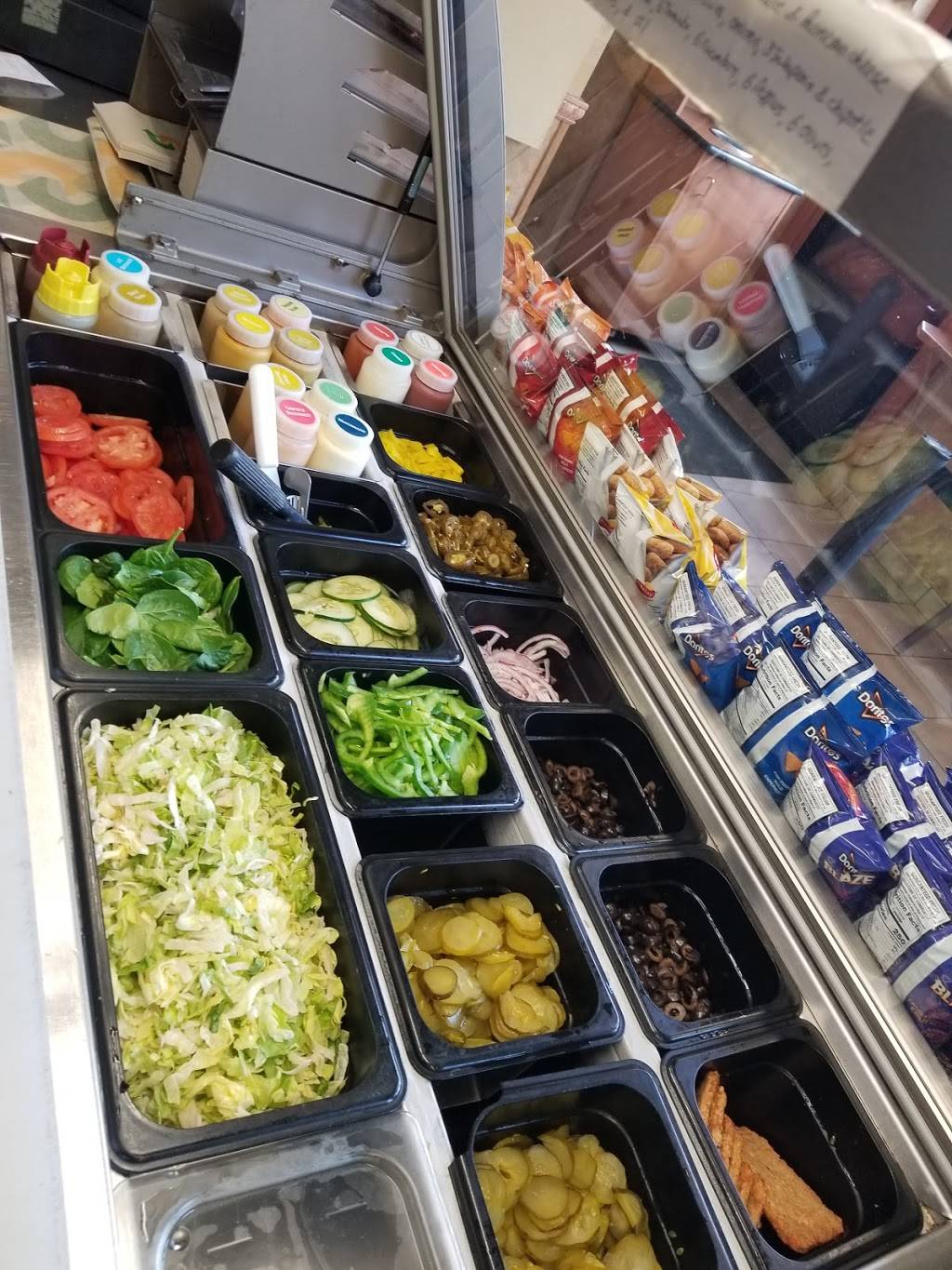 Subway | meal takeaway | 138 Cambridge St, Boston, MA 02114, USA | 6177224068 OR +1 617-722-4068