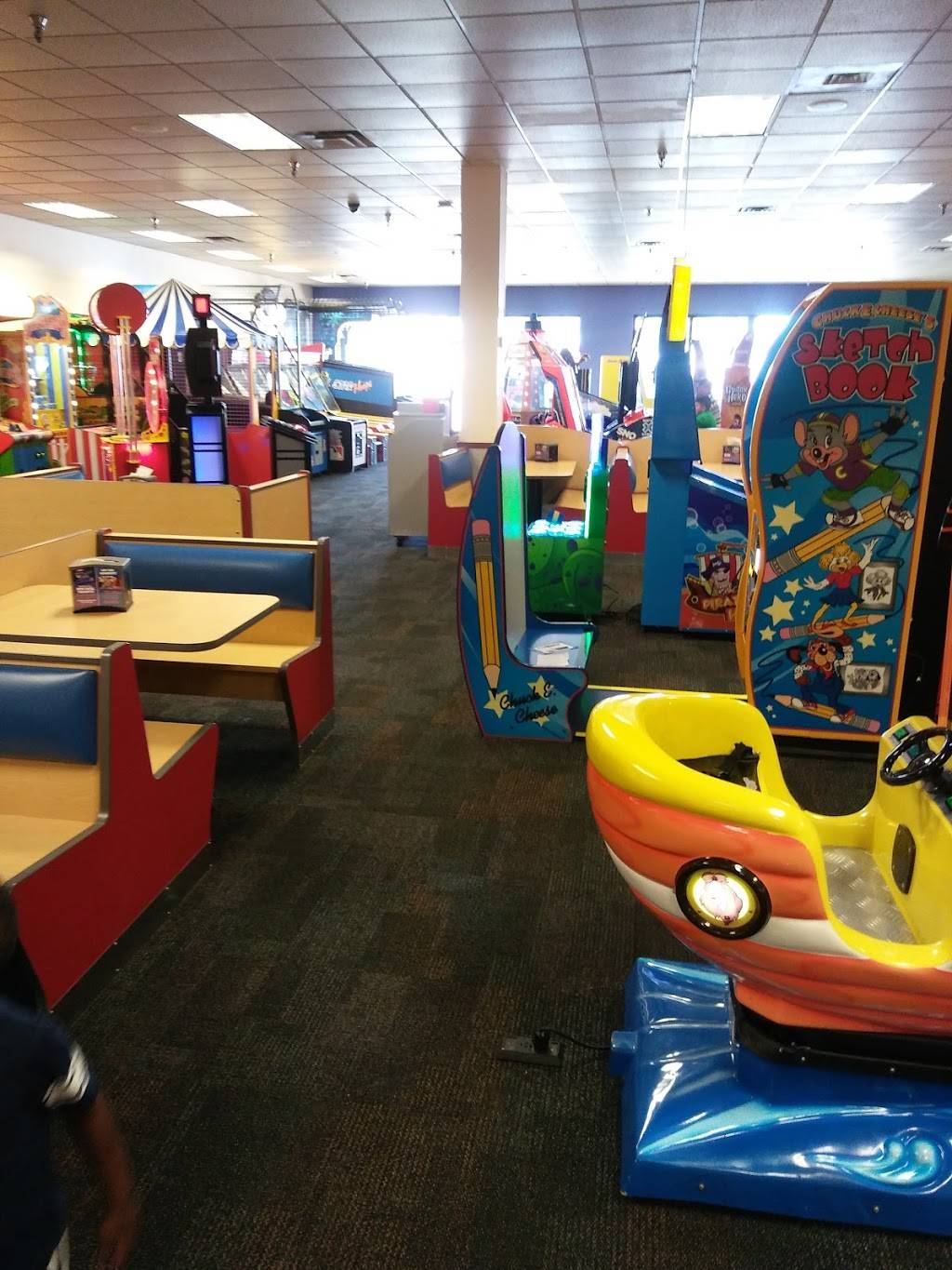 Chuck E. Cheese | restaurant | 3649 Hickory Hill Rd, Memphis, TN 38115, USA | 9013631064 OR +1 901-363-1064