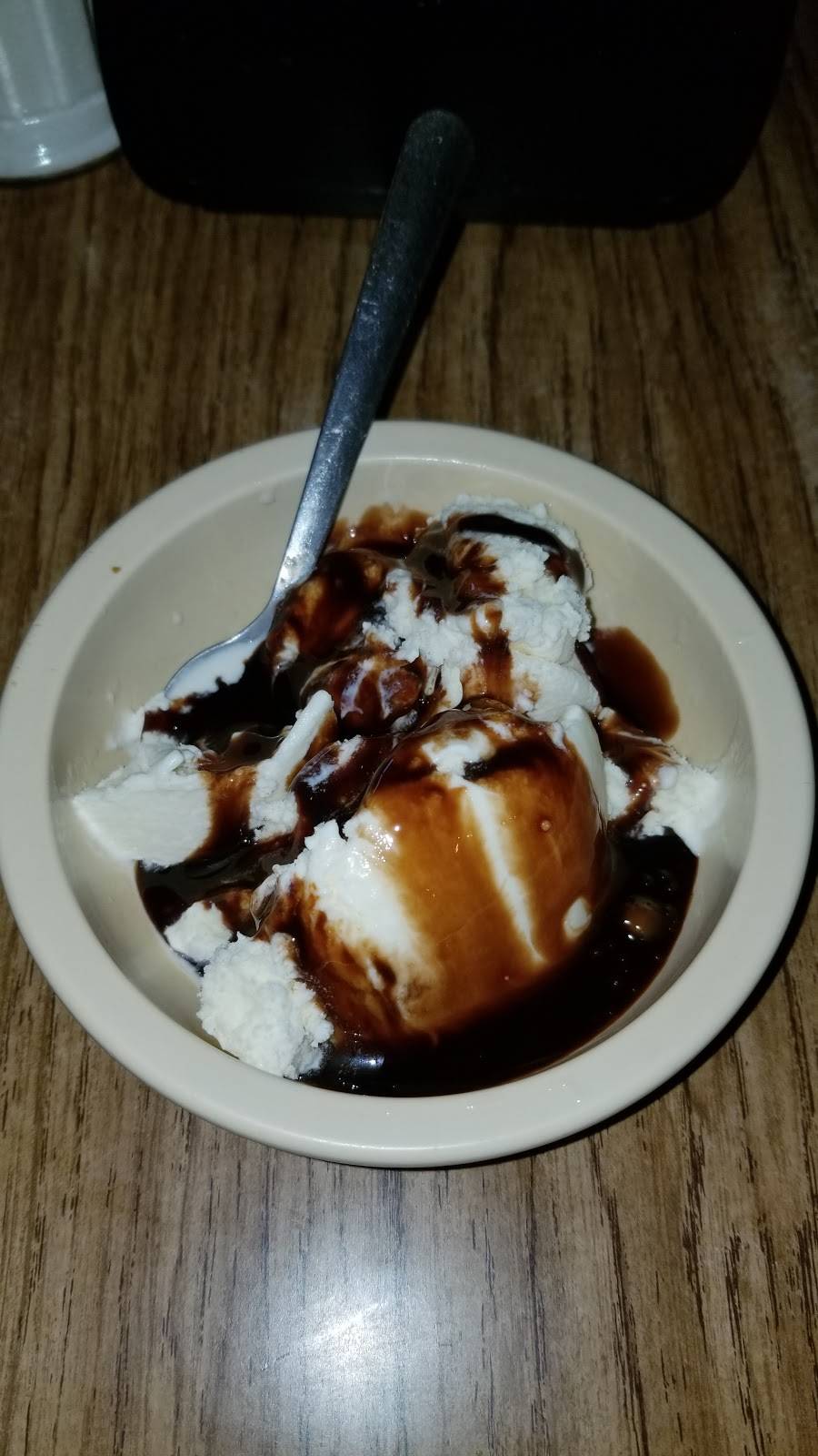 Pats Restaurant | restaurant | 5495 Broad St N, Trezevant, TN 38258, USA | 7316696001 OR +1 731-669-6001