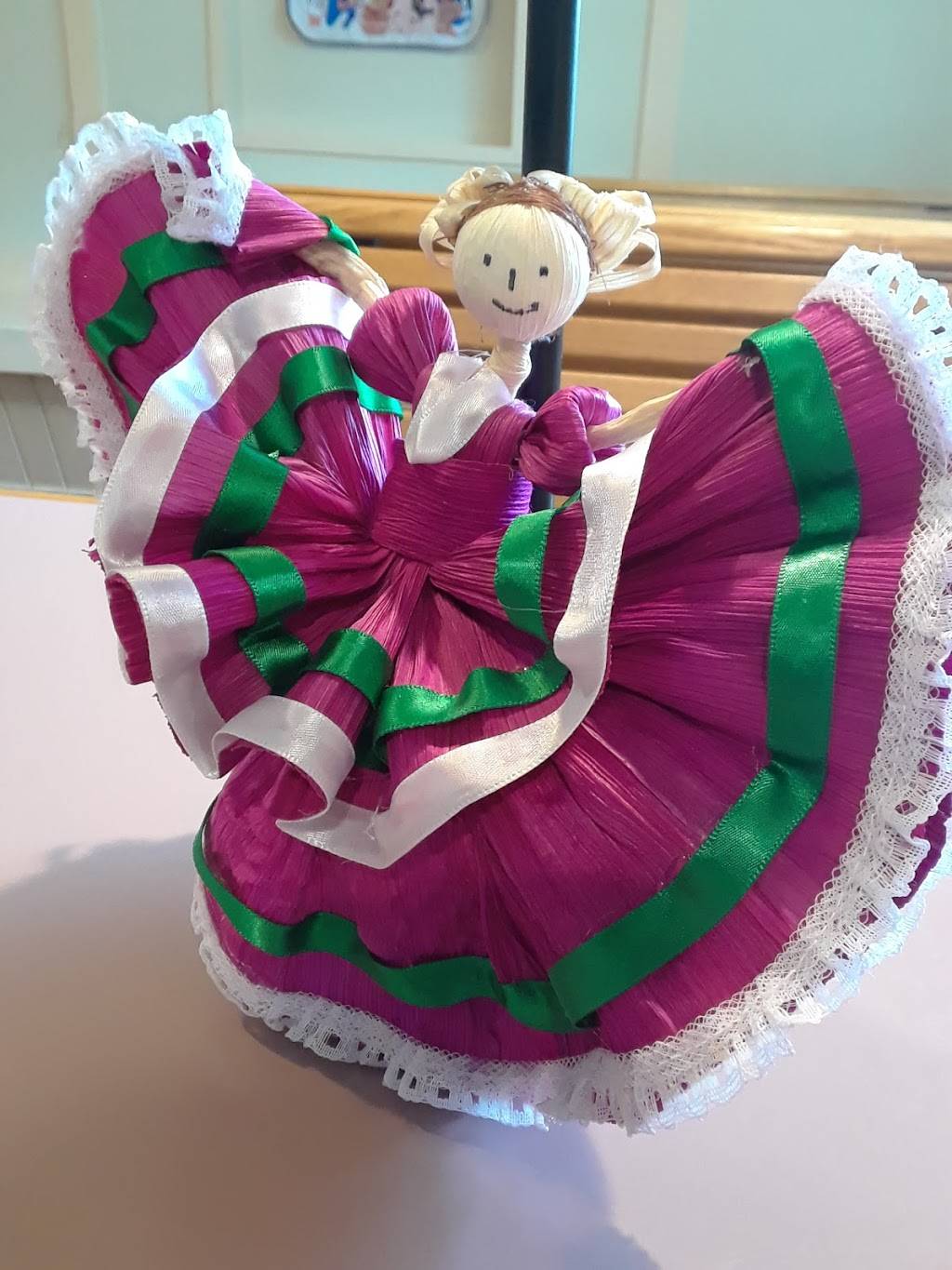 La Sureñita Restaurant | restaurant | 207 E 2nd St, Irving, TX 75060, USA | 4696238384 OR +1 469-623-8384