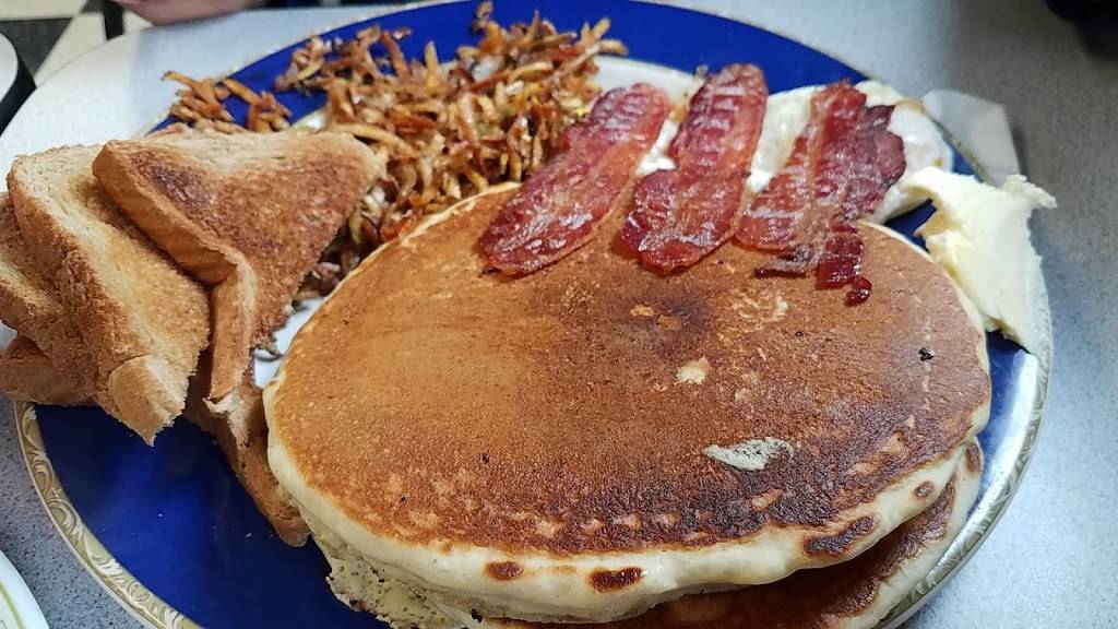 Blondies Trolley Diner | restaurant | 336 E Chester St, Kingston, NY 12401, USA | 8453311700 OR +1 845-331-1700