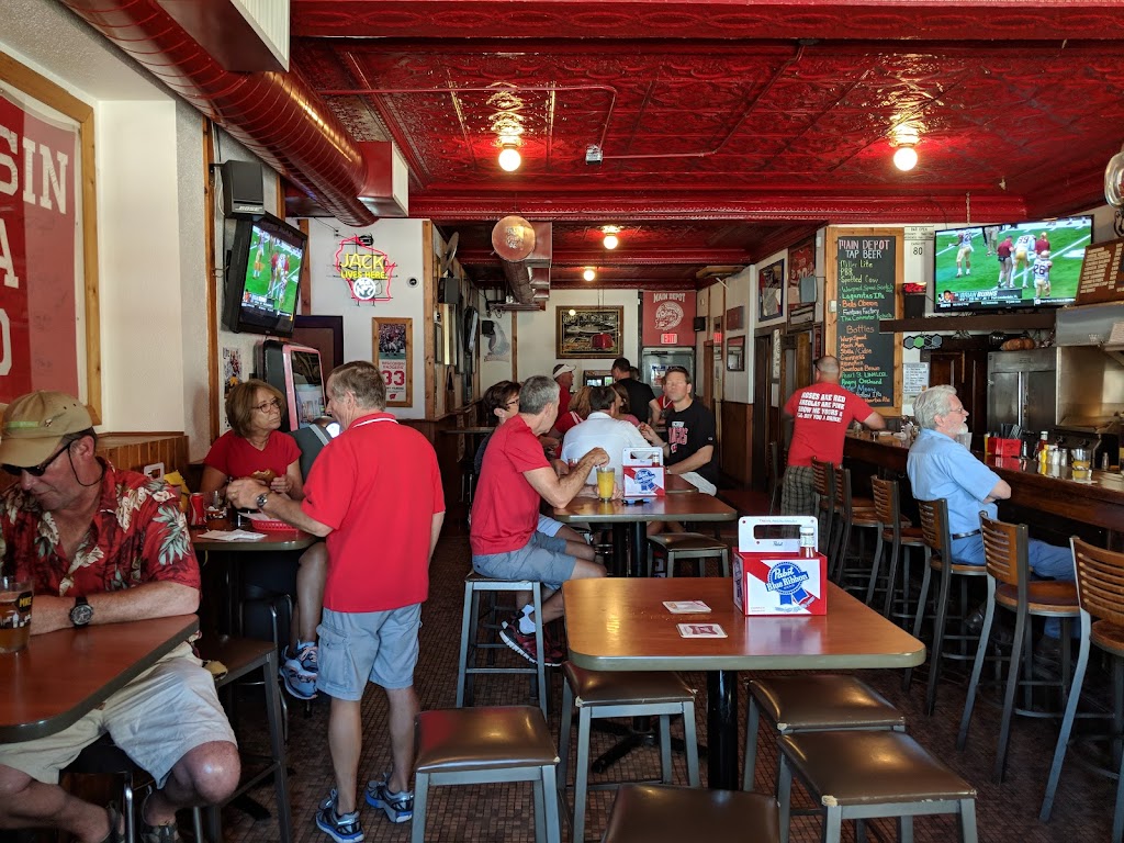 Main Depot | restaurant | 627 W Main St, Madison, WI 53703, USA | 6082573100 OR +1 608-257-3100